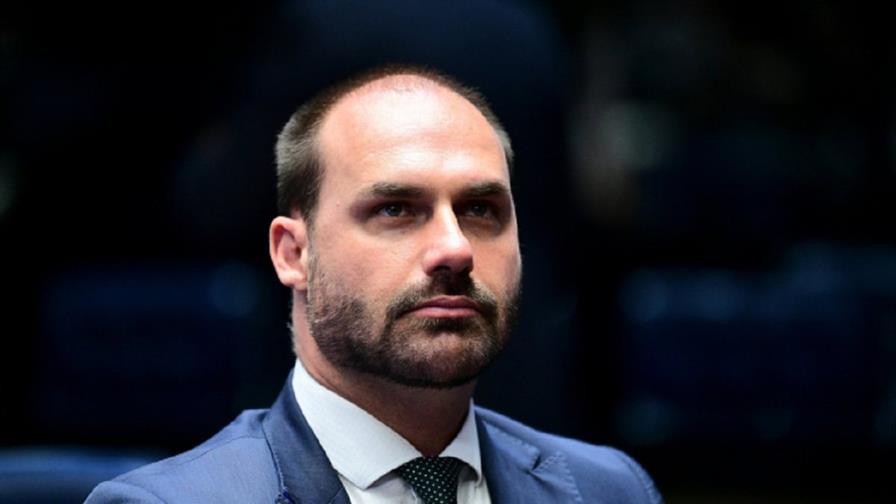 Juez De Moraes pide aceptar denuncia contra Eduardo Bolsonaro por coacción a la justicia Juez De Moraes pide aceptar denuncia contra Eduardo Bolsonaro por coacción a la justicia