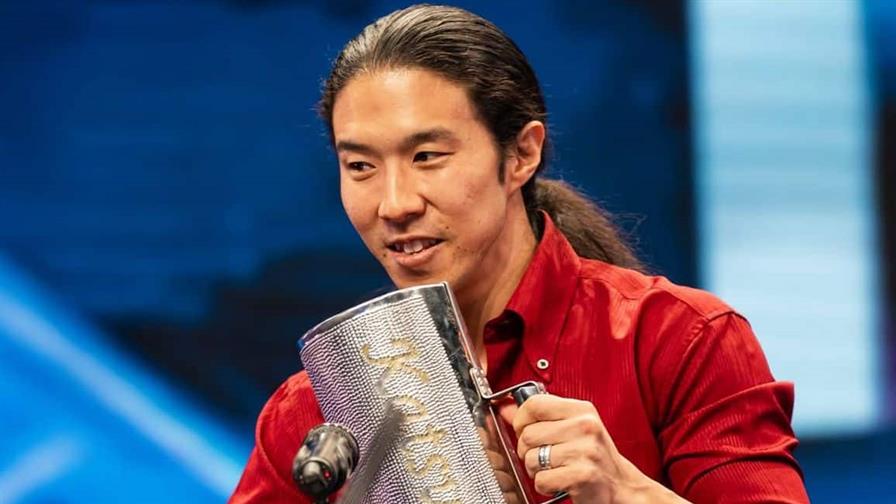 Katsumi Fukushima, el güirero amante del merengue y la bachata en DGT Katsumi Fukushima, el güirero amante del merengue y la bachata en DGT