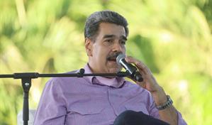 Maduro expresa a Al Sisi la voluntad de impulsar la cooperación tras 75 años de relaciones