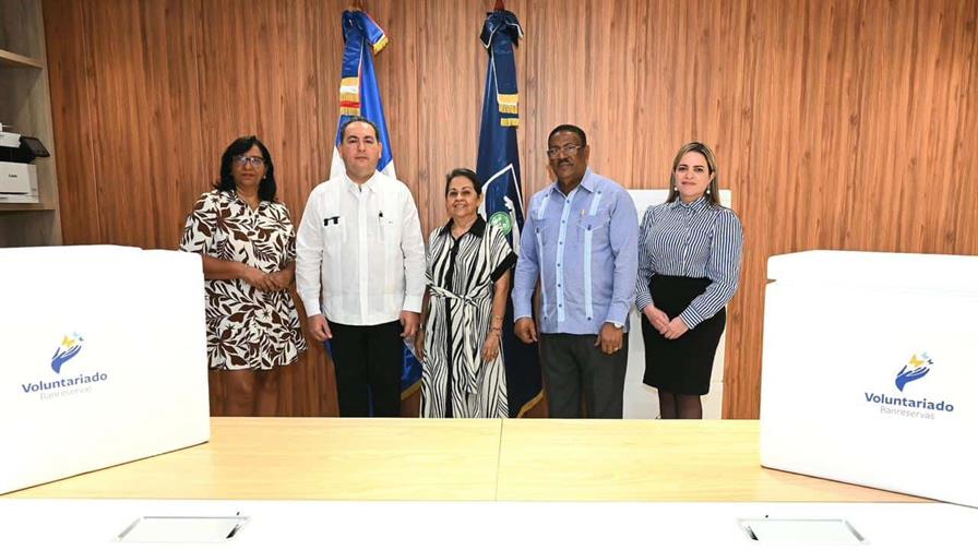 El Voluntariado Banreservas dona vacunas contra la influenza