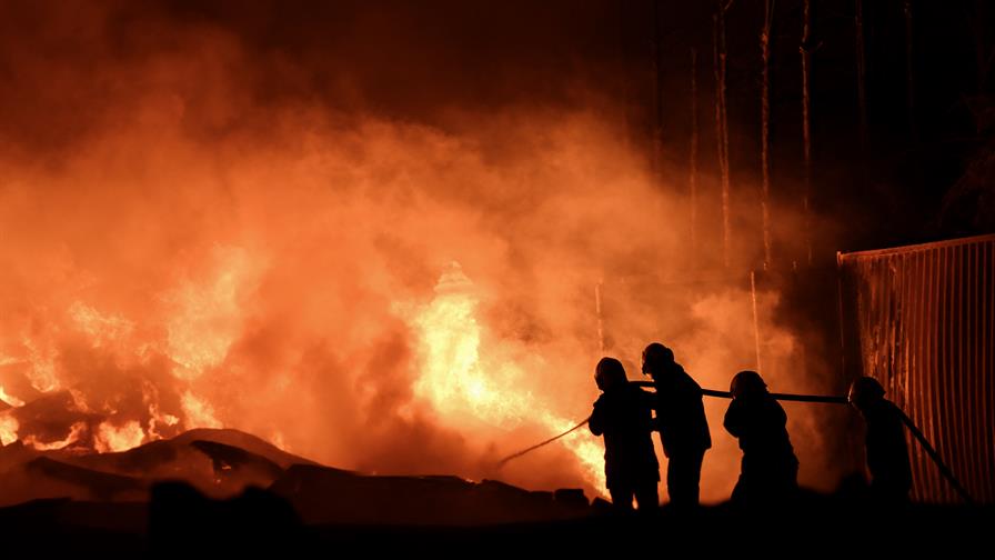 Más de 20 heridos por fuerte explosión en zona industrial al sur de Buenos Aires Más de 20 heridos por fuerte explosión en zona industrial al sur de Buenos Aires