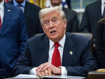 Trump avisa de sanciones severas a países negocien con Rusia