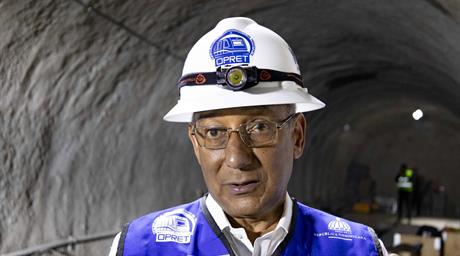 Abinader destituye al director de la Opret a casi una semana de apagón general