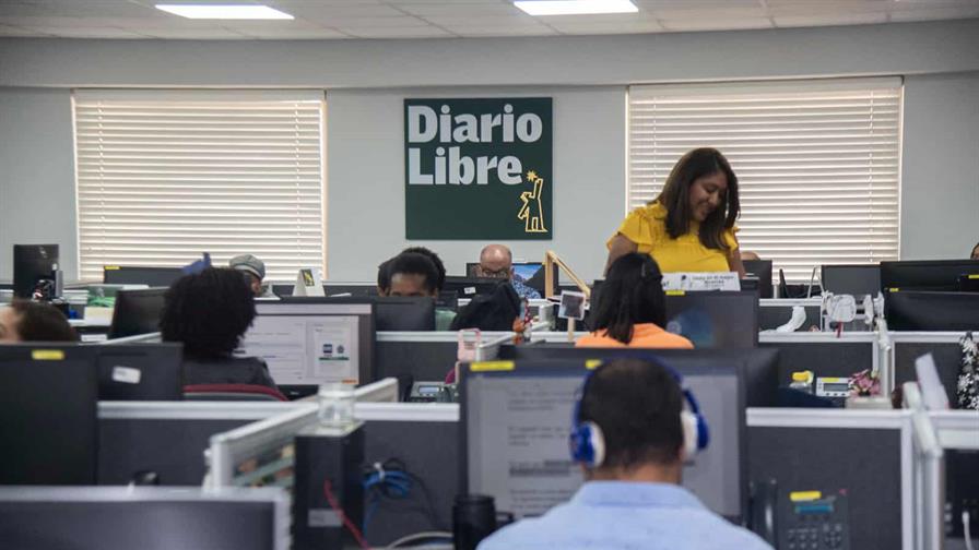 Diario Libre y su presidente-director, Aníbal de Castro, únicos de medios escritos en ranking Merco Diario Libre y su presidente-director, Aníbal de Castro, únicos de medios escritos en ranking Merco