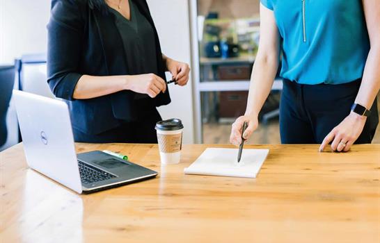 ¿Cómo llevarse bien con un jefe perfeccionista?