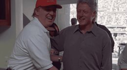 Trump dice que odia que salgan im&aacute;genes de Bill Clinton con Epstein