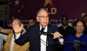 Diputado del PRM someterá proyecto para habilitar a Danilo Medina como candidato presidencial