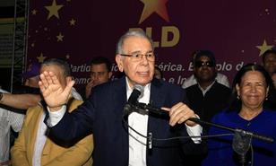 Diputado del PRM someterá proyecto para habilitar a Danilo Medina como candidato presidencial
