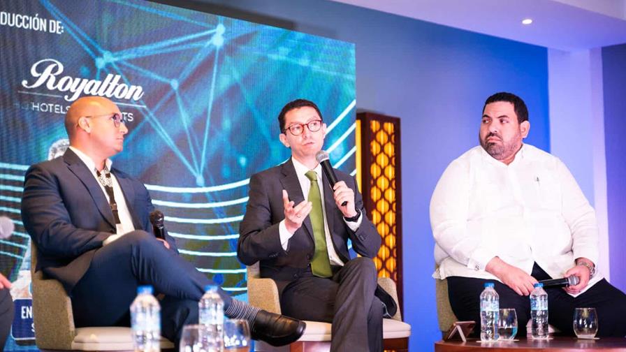 Los fondos de inversión movilizan más de RD$69,000 millones en el turismo dominicano Los fondos de inversión movilizan más de RD$69,000 millones en el turismo dominicano