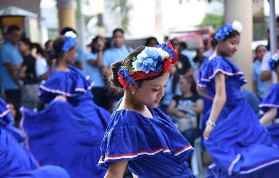 Ministerio de Educación exhibe talento estudiantil en la Ruta del Arte en San Francisco de Macorís