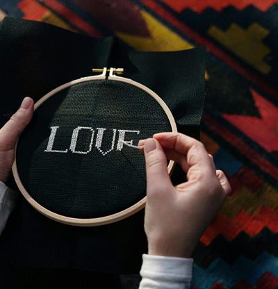 "Puttering": vivir despacio en la era de lo rápido