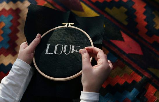 "Puttering": vivir despacio en la era de lo rápido