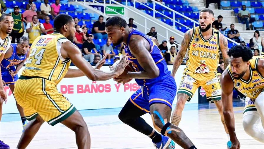 Video| Mauricio Báez toma delantera en la serie final ante San Carlos Video| Mauricio Báez toma delantera en la serie final ante San Carlos