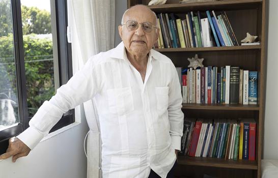 Amaury Justo Duarte: memoria, política y sensibilidad en "Ideales y romances"