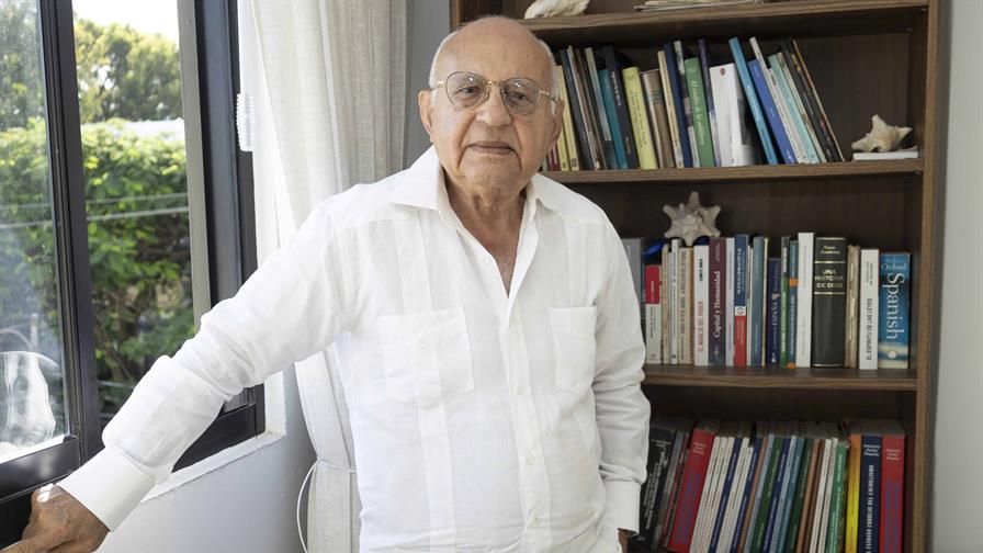 Amaury Justo Duarte: memoria, política y sensibilidad en "Ideales y romances" Amaury Justo Duarte: memoria, política y sensibilidad en "Ideales y romances"