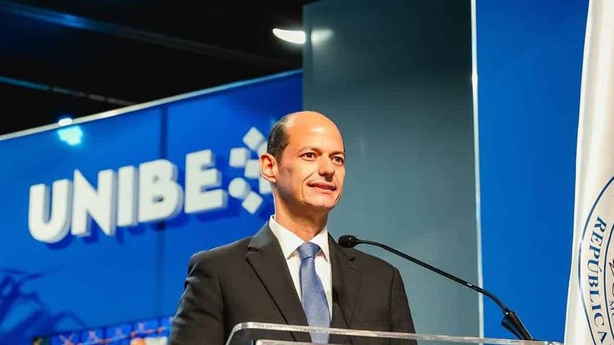 Alejandro Cambiaso exhorta a nuevos médicos y odontólogos de Unibe a liderar con propósito Alejandro Cambiaso exhorta a nuevos médicos y odontólogos de Unibe a liderar con propósito