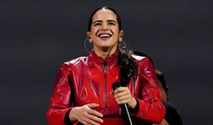 Rosal&iacute;a entra al Top 10 de Billboard con su &aacute;lbum Lux