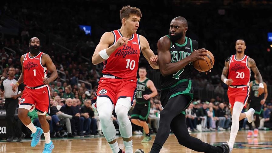 Los Celtics doblegan a los Clippers 121-118 liderados por 33 puntos de Jaylen Brown Los Celtics doblegan a los Clippers 121-118 liderados por 33 puntos de Jaylen Brown
