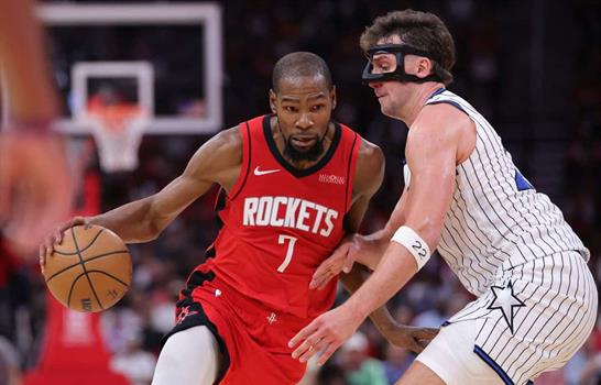 Kevin Durant y Sengun lideran la remontada de Houston ante Orlando