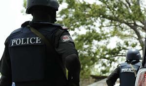 Fuerzas de seguridad nigerianas en alerta tras secuestro masivo y ataque a iglesia