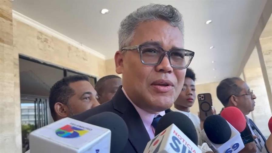 Proponen quitar dinero a los partidos para indexar los salarios