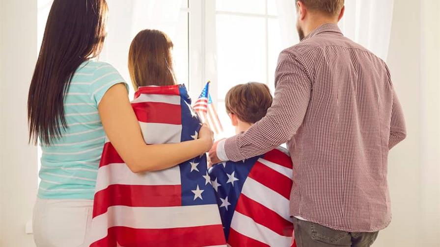 EE. UU. exige al menos 5 años en el país para transmitir ciudadanía a hijos nacidos en el extranjero EE. UU. exige al menos 5 años en el país para transmitir ciudadanía a hijos nacidos en el extranjero