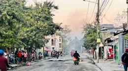 Tensión en Juana Méndez: amanecen calles con neumáticos encendidos y preocupa a la frontera