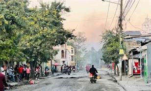 Tensión en Juana Méndez: amanecen calles con neumáticos encendidos y preocupa a la frontera