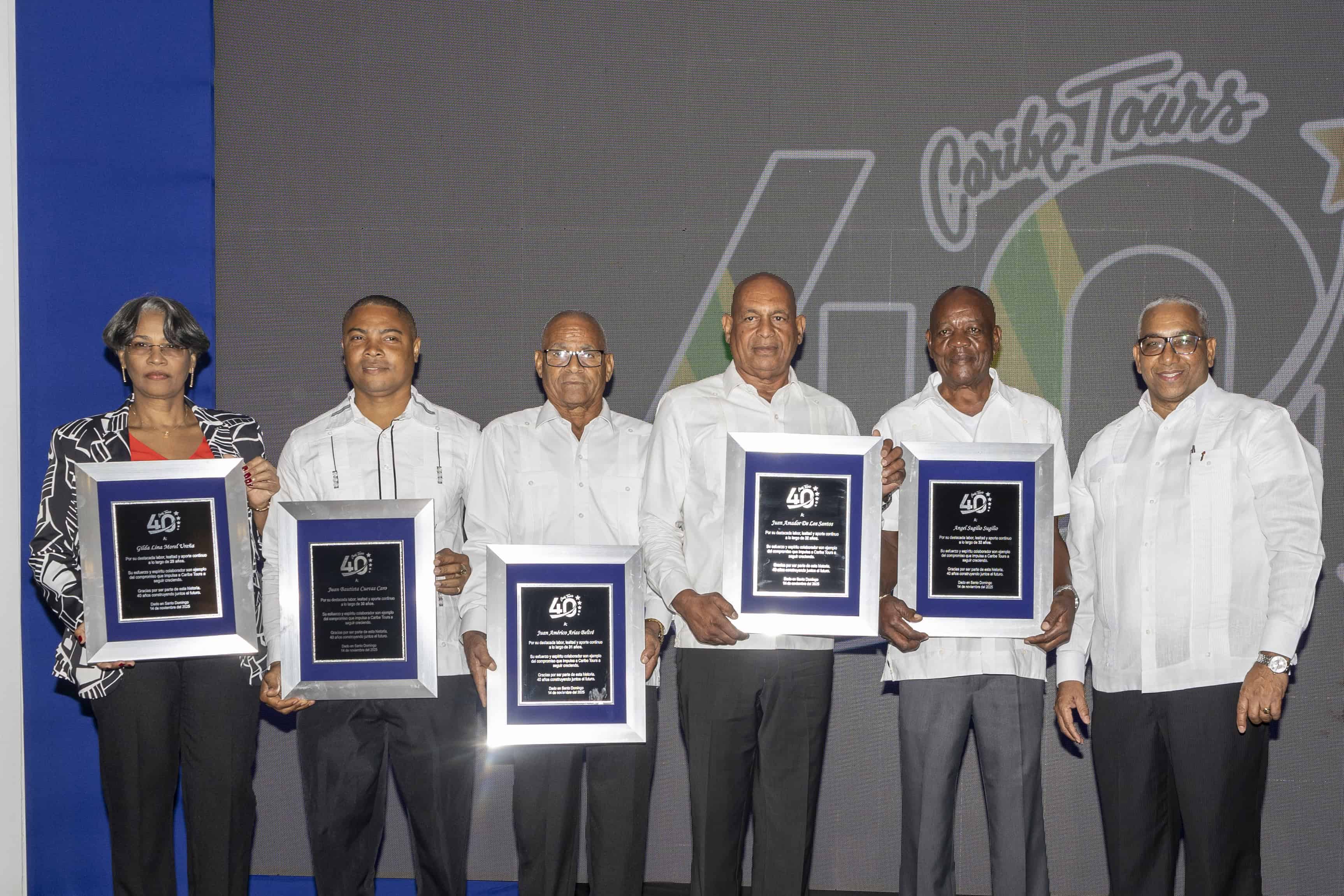 Gilda Morel, Juan Bautista, Juan Arias, Juan de los Santos, Ángel Sugilio.