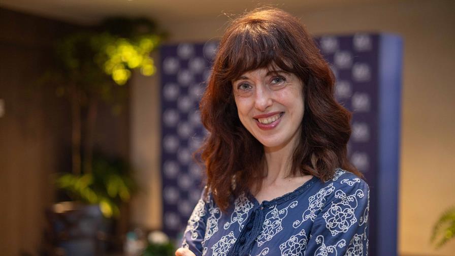 Irene Vallejo: "Mi próximo libro unirá el ensayo y la novela" Irene Vallejo: "Mi próximo libro unirá el ensayo y la novela"