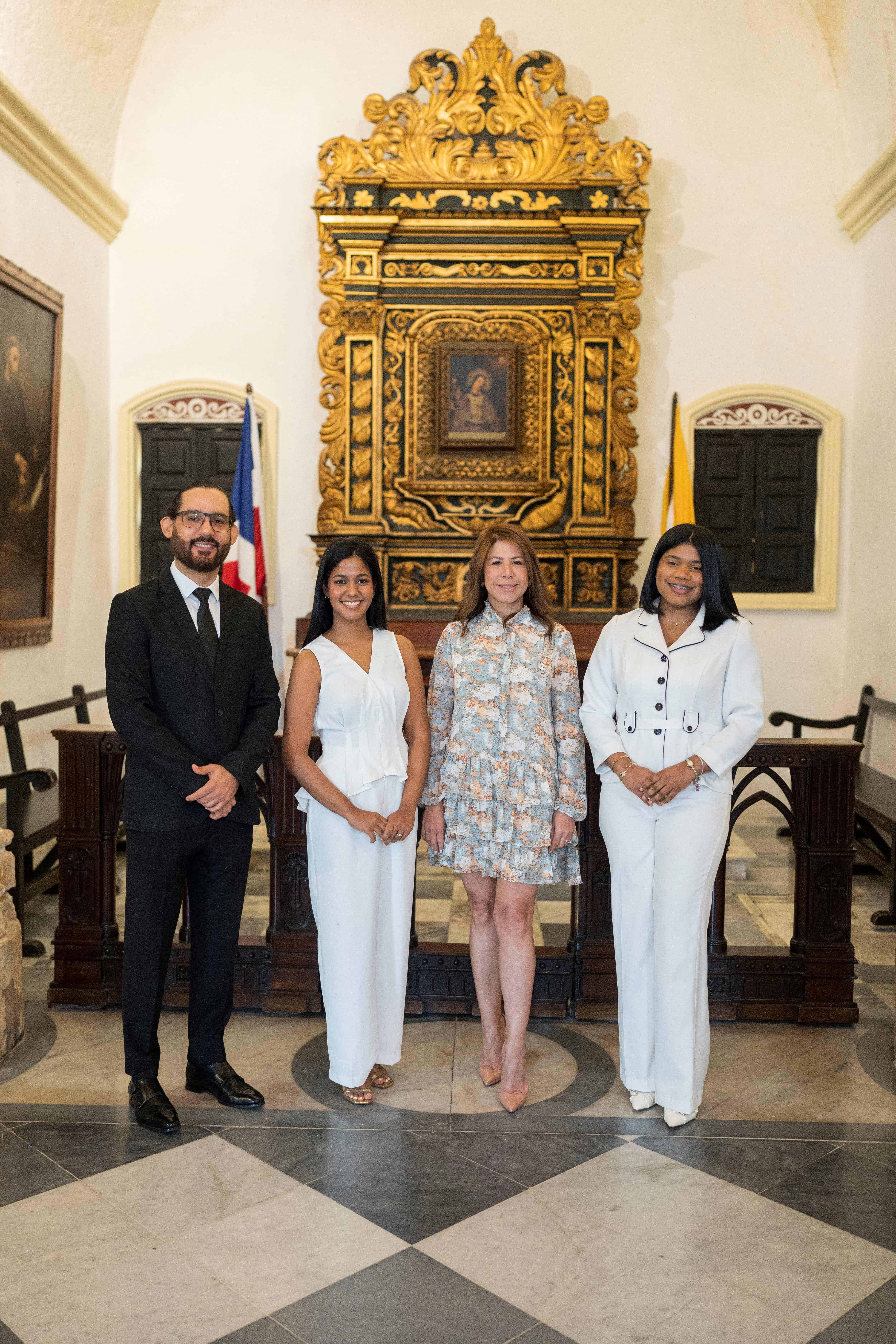 Jeffrey Medina, Licet Sánchez, Patricia Marcano y Francis Rondón.