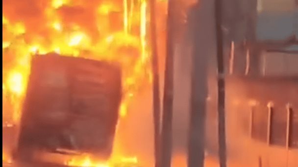 Autobús de la OMSA se incendia mientras daba servicio a pasajeros