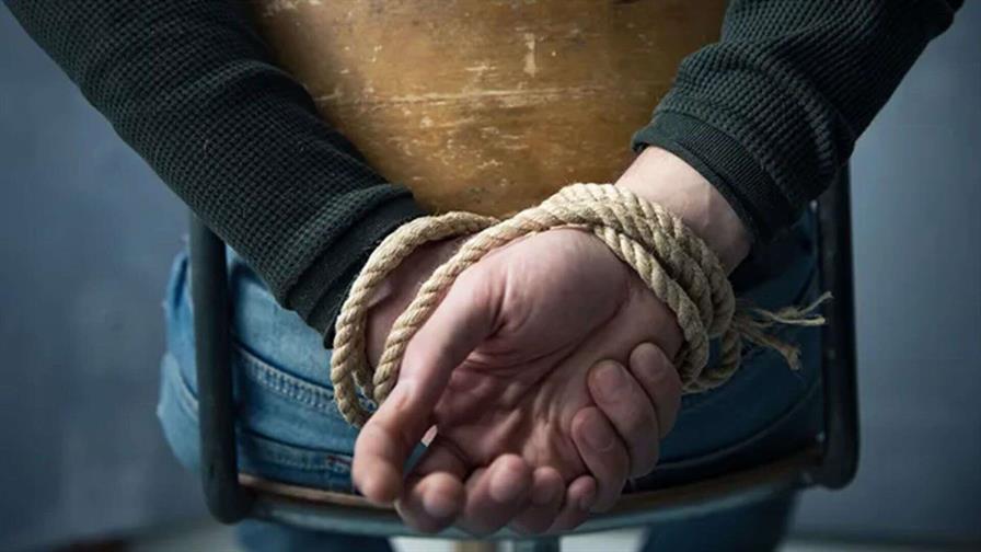 Un hombre se autosecuestra y exige a sus padres casi dos millones de pesos en La Altagracia