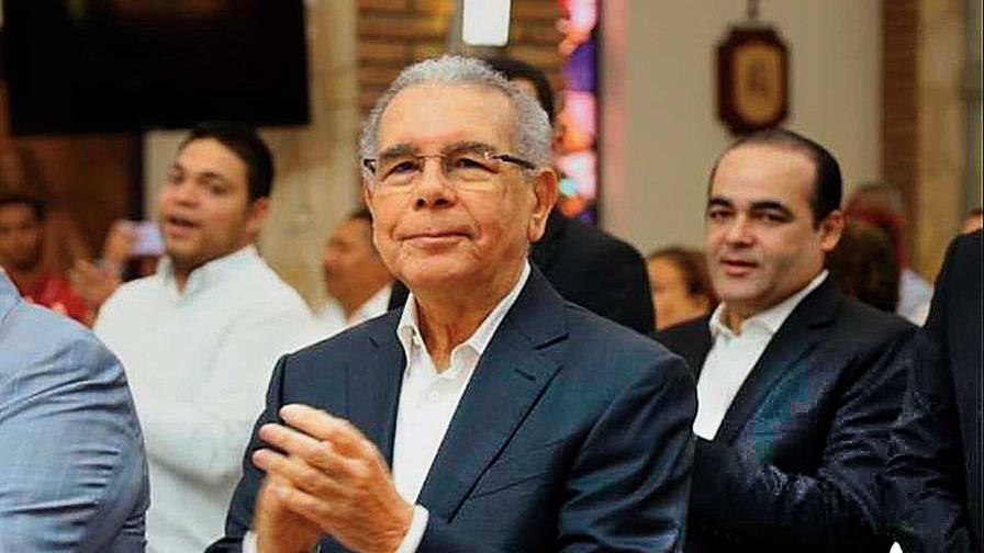 El PLD acuerda elegir su candidato presidencial en 2026
