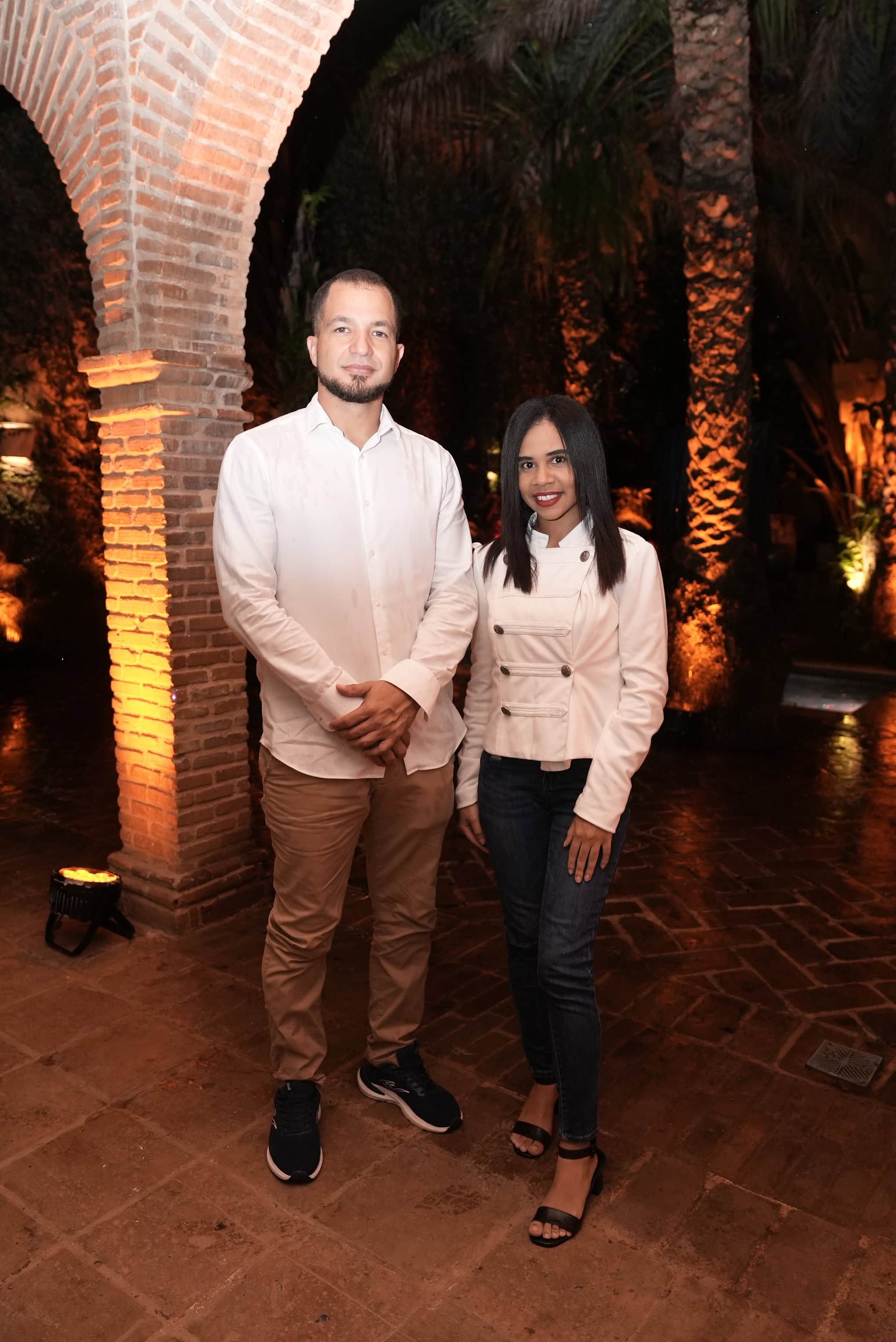 John Read y Elvianny Mejía.