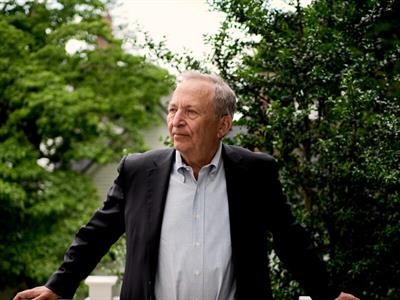 Larry Summers se retira tras revelaciones sobre Epstein