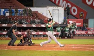 Lester y Tena conectan cuadrangulares en la victoria verde ante los Gigantes