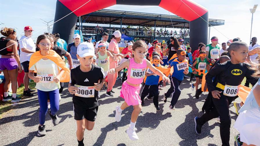 El mini maratón de disfraces Kids Fun Run 2025 reúne a familias en Santo Domingo El mini maratón de disfraces Kids Fun Run 2025 reúne a familias en Santo Domingo