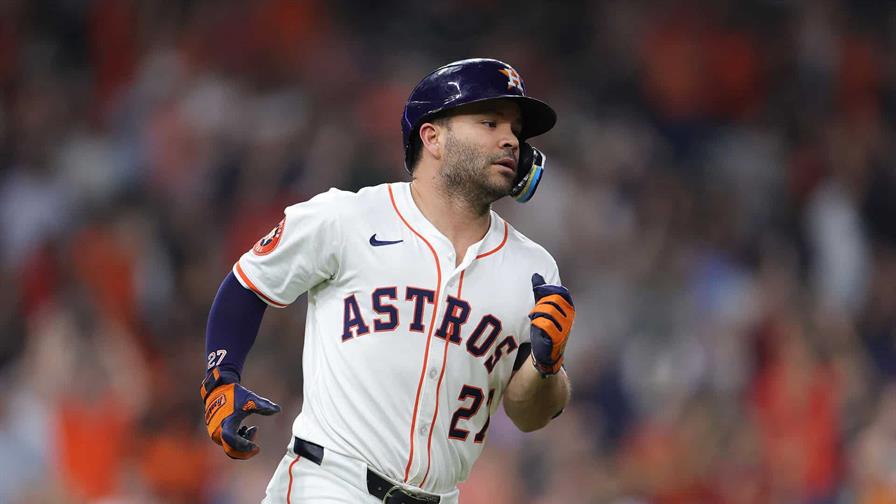 Reporte: José Altuve es operado de un pie Reporte: José Altuve es operado de un pie