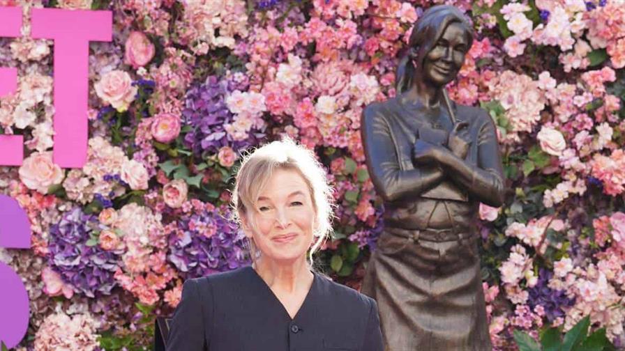 Renée Zellweger inaugura una estatua dedicada a Bridget Jones en Londres