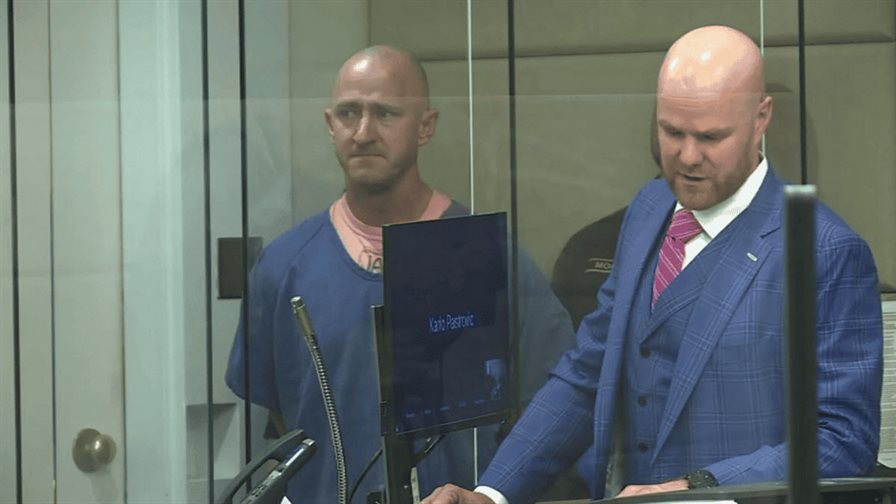 Jueza libera a un expiloto que intentó apagar los motores en pleno vuelo: Son humanos