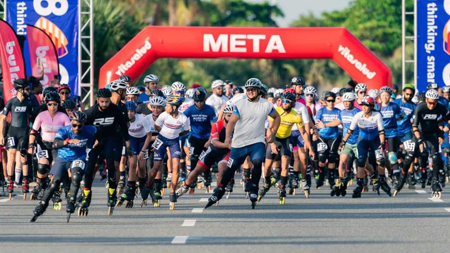 Unos 340 atletas participan en el Maratón de Patinaje celebrado en el Malecón de Santo Domingo