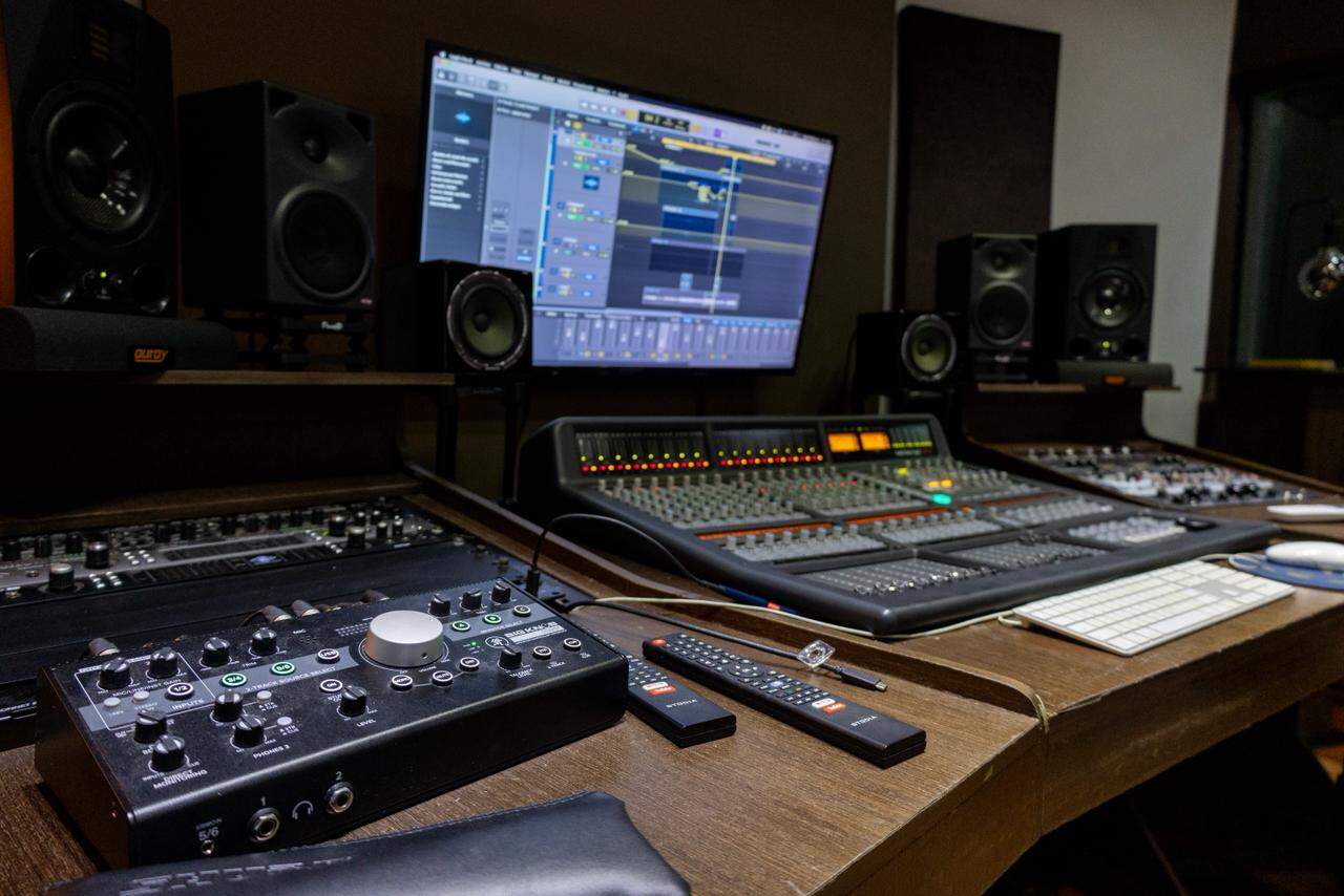 Área de radio donde se trabajan programas que se difunden por una plataforma digital.