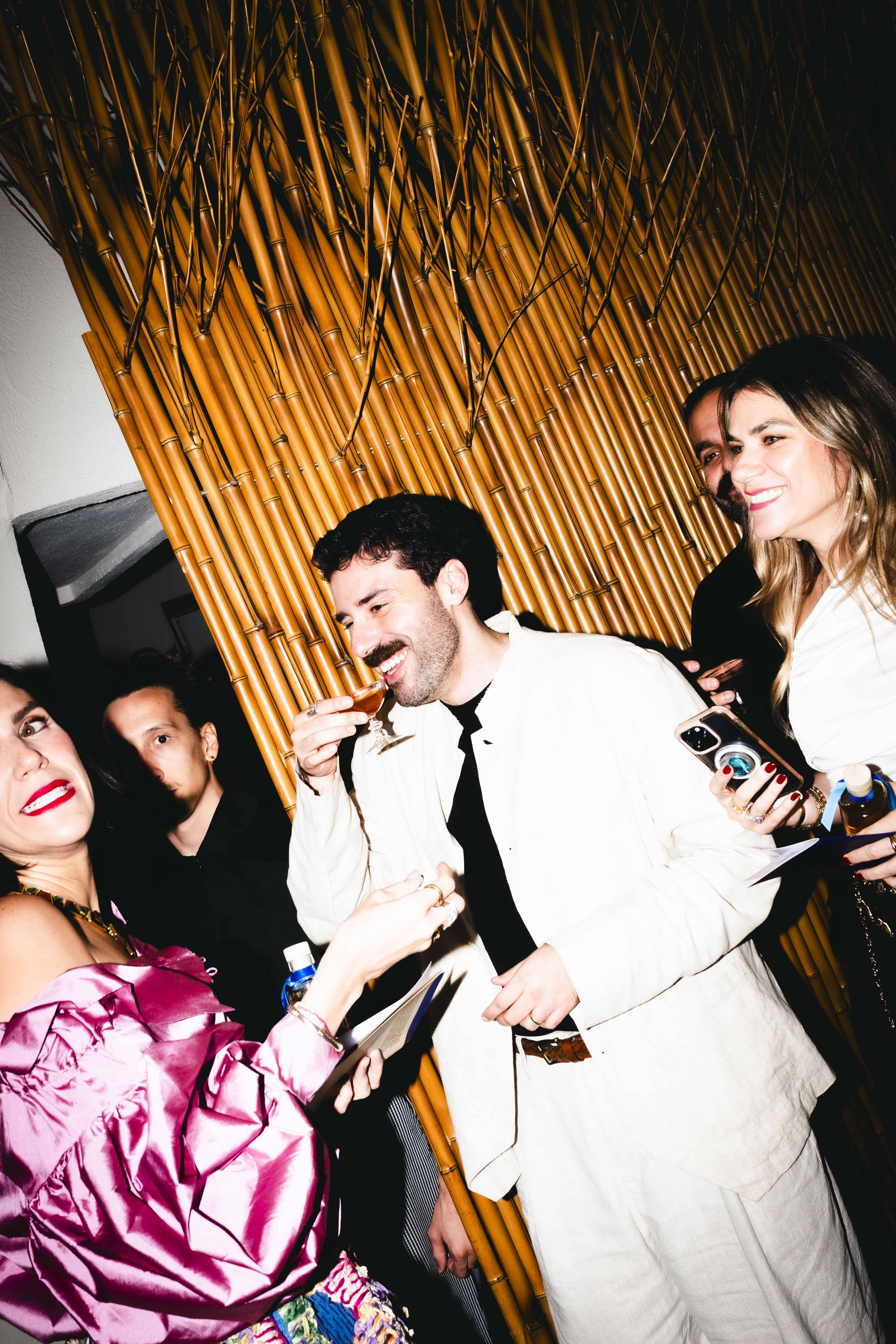 Crystal Jiménez, Maeno Gómez Casanova y Michèle Jiménez copy.