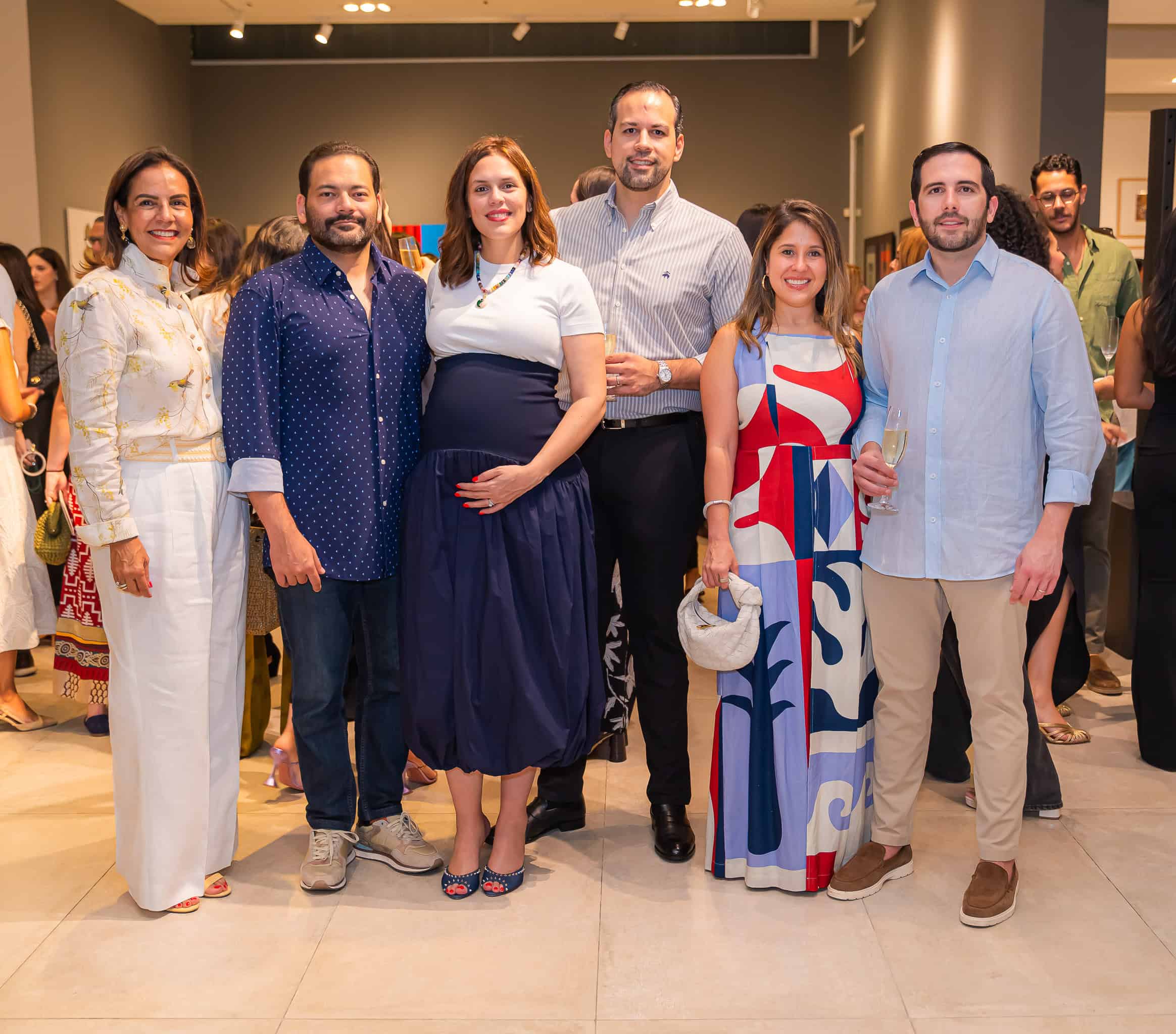 Alexandra de Purcell, Alan Mejía, Vivian Purcell, José Sella, Carla Valeriano y Miguel iglesias.
