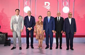 Banreservas celebra cóctel de Navidad con clientes de Santo Domingo Banreservas celebra cóctel de Navidad con clientes de Santo Domingo