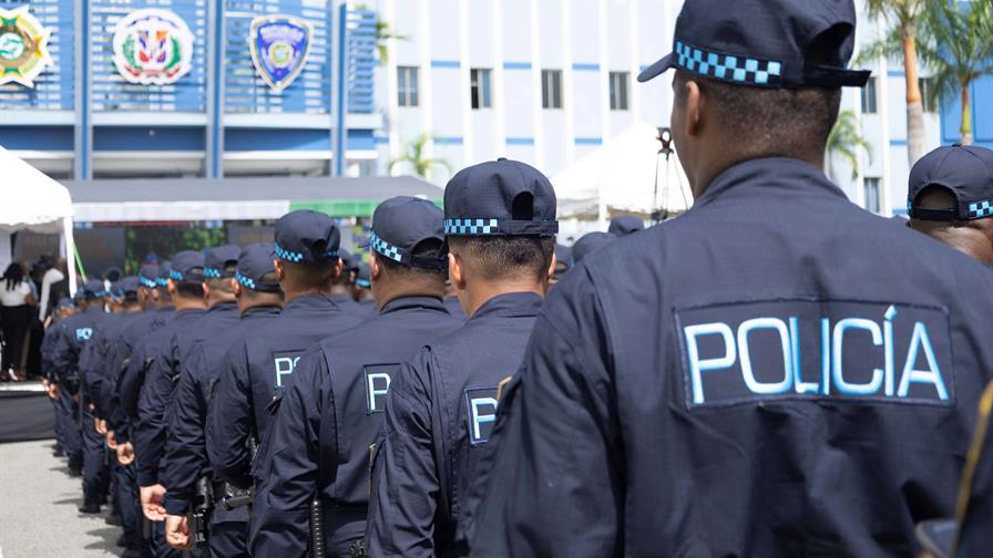 El TC revoca penalización de relaciones homosexuales en la Policía Nacional y Fuerzas Armadas