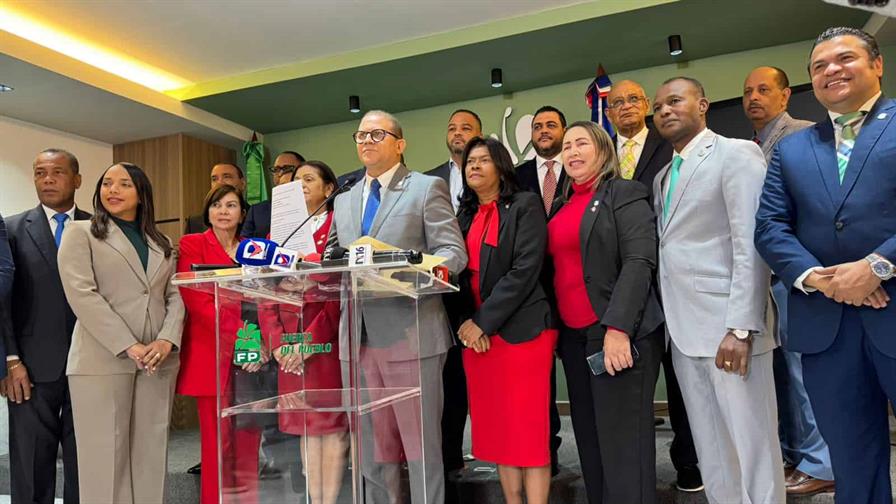 Diputados de la Fuerza del Pueblo buscan eliminar artículo del Presupuesto que frena la indexación