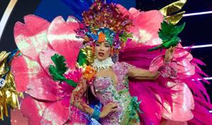 Jennifer Ventura brilla en Miss Universo con un majestuoso tributo a la rosa de Bayahíbe