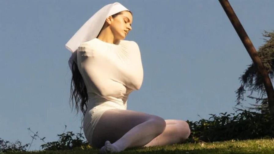 Rosalía logra con Lux ser la primera artista con cinco debuts en la cima de Billboard